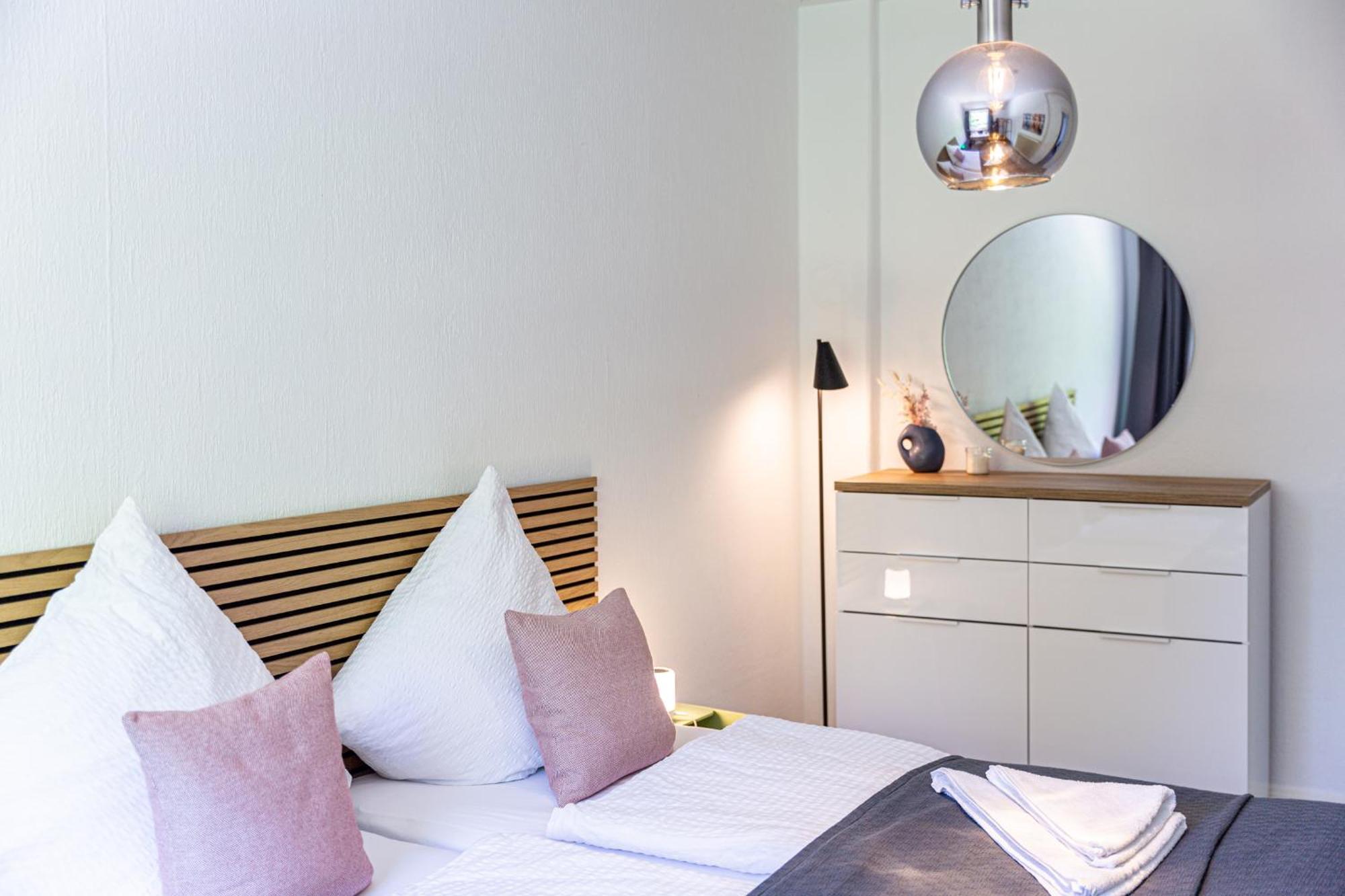 Have-A-Nice-Stay - Nahe Der U-Bahn Nach Hamburg - Natur 1 Minute Entfernt - Baecker & Restaurants 500M - Lidl 800M - Zentrum 1,5Km อาเรินส์บวร์ก ภายนอก รูปภาพ