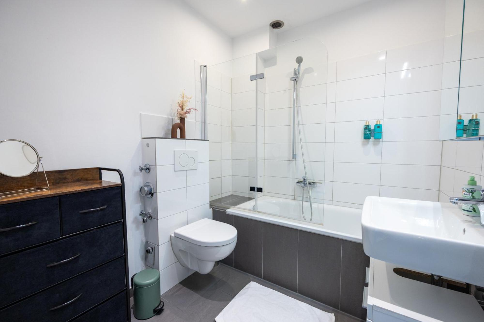 Have-A-Nice-Stay - Nahe Der U-Bahn Nach Hamburg - Natur 1 Minute Entfernt - Baecker & Restaurants 500M - Lidl 800M - Zentrum 1,5Km อาเรินส์บวร์ก ภายนอก รูปภาพ